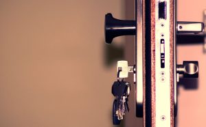 Ouvrir une porte d’entrée 5 points bloquée