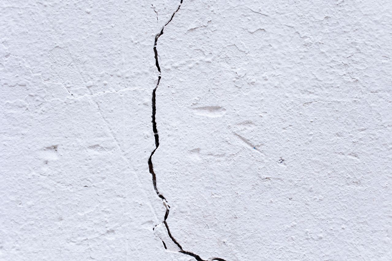 Agrafer un mur fissuré